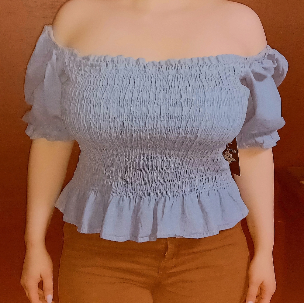 Blue Top - Picture 3 of 5